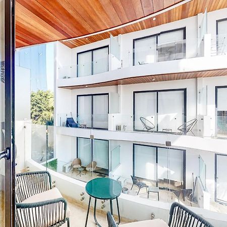 ホテル Menesse Midtown 2 Unit 208 プレヤデルカーメン エクステリア 写真