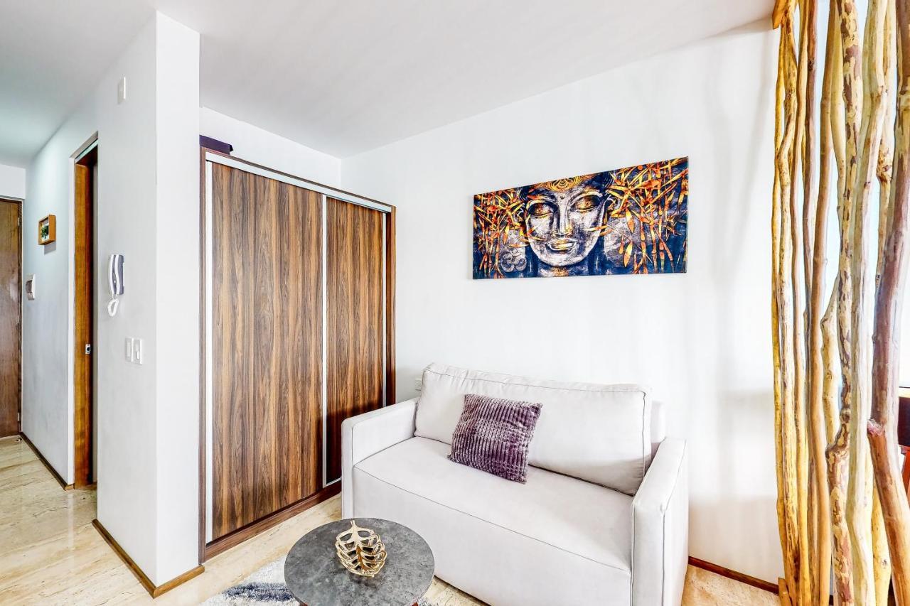 ホテル Menesse Midtown 2 Unit 208 プレヤデルカーメン エクステリア 写真